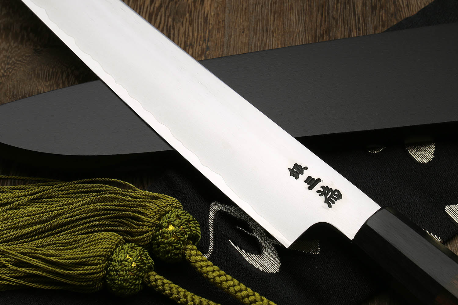 Koku Pro Japanese Knife - Pro 8 Sharp Chef Knife - Kevlar Gloves - Kn -  Husband Pillow