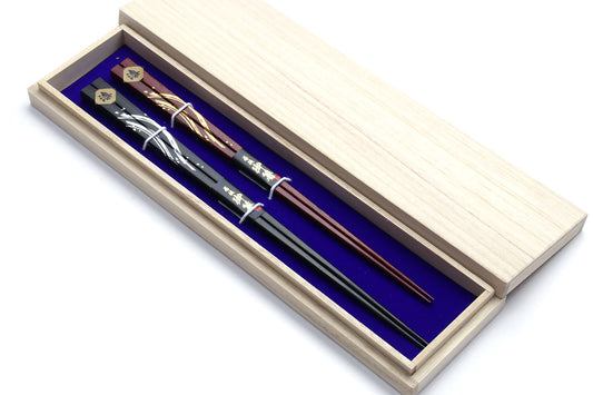 Japanese Premium Hon Fukiurushi Chopsticks Lacquered Dazzle with Paulownia wooden box